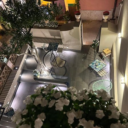 Villa D'Orville Luxury Suites Taormina Exterior foto